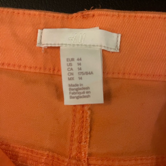 H&M Women’s Coral Cotton Shorts, size 14 - Picture 3 of 6